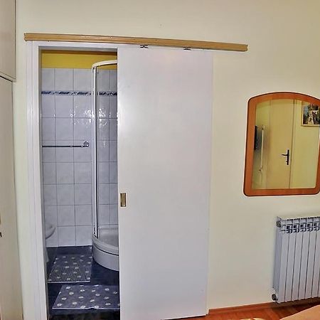 Apartamento Alemka Banjol Exterior foto
