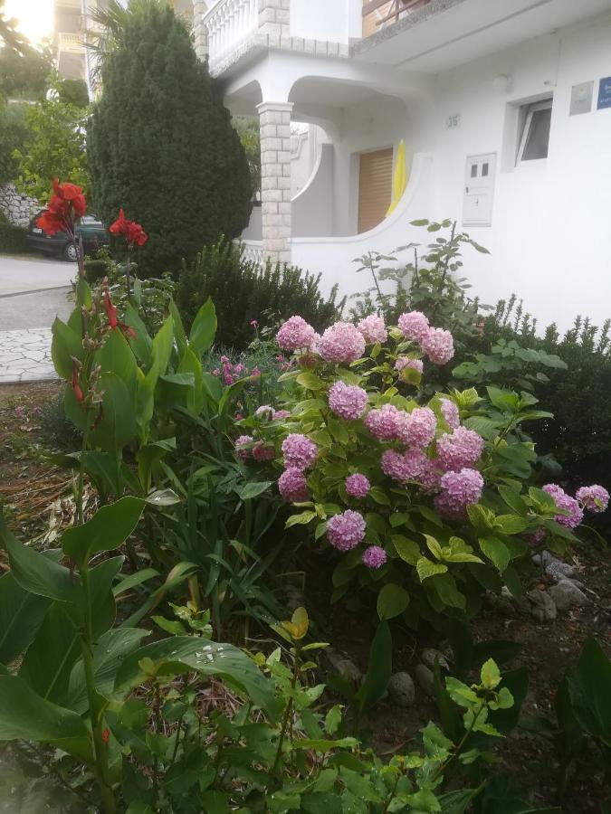 Apartamento Alemka Banjol Exterior foto